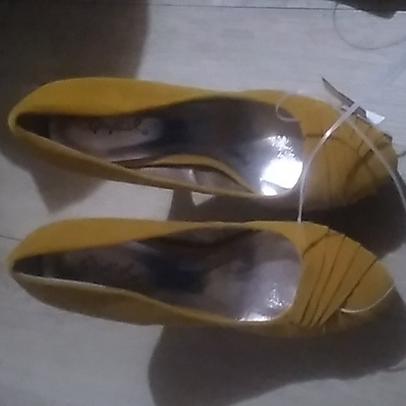 Qupid High heels - Picture 2 of 4